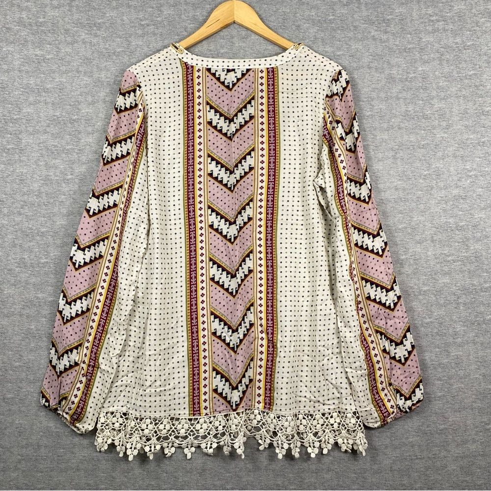 Gimmicks by BKE Womens Multicolored Aztec Dotted Print Long Sleeve Boho Blouse M - Picture 2 of 10